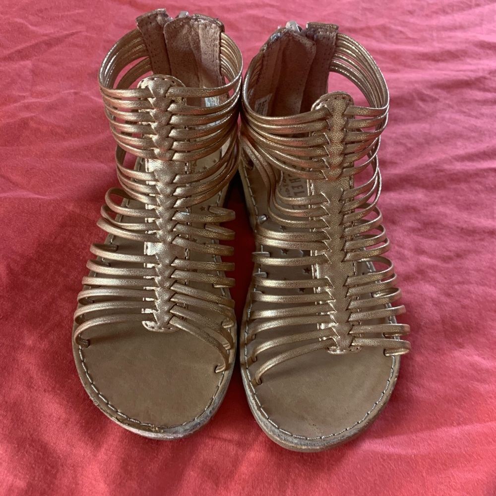 Kids sandals